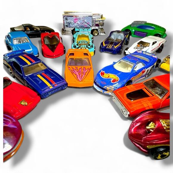 Hot Wheels Matchbox 25 Mixed Diecast Toy Car Lot – Lightning Variety Pack - Picture 11 of 12